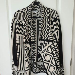 Black and WhitePatterned Cardigan One Size Fits All